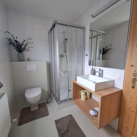 هيل هوف شقة *