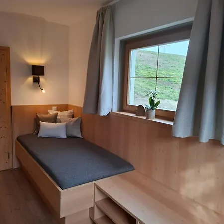 Hell Hof Apartman Innsbruck