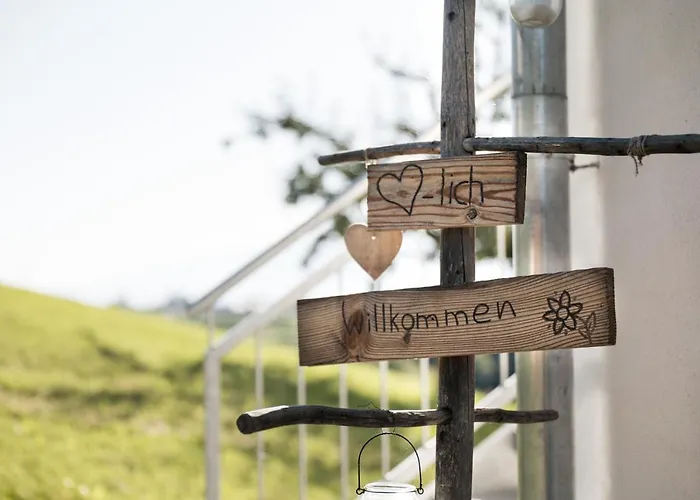 Hell Hof * Innsbruck