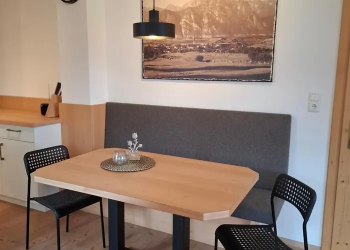 Hell Hof Apartament Innsbruck