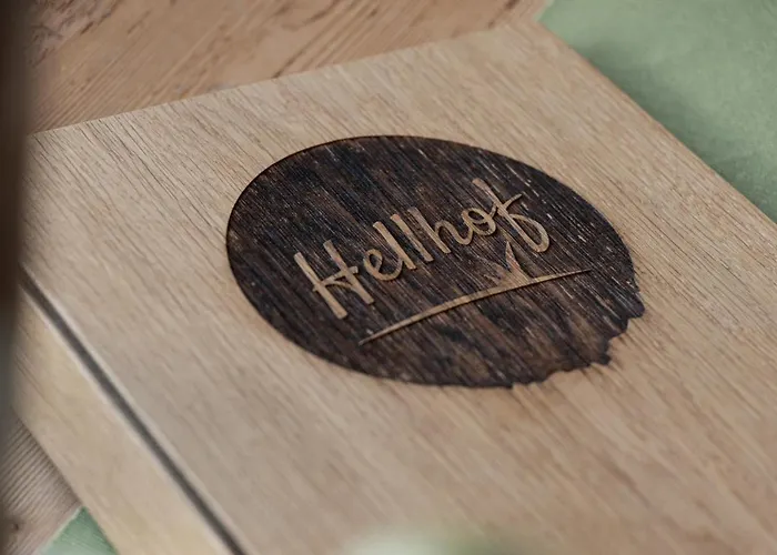 Hell Hof Апартаменты Инсбрук